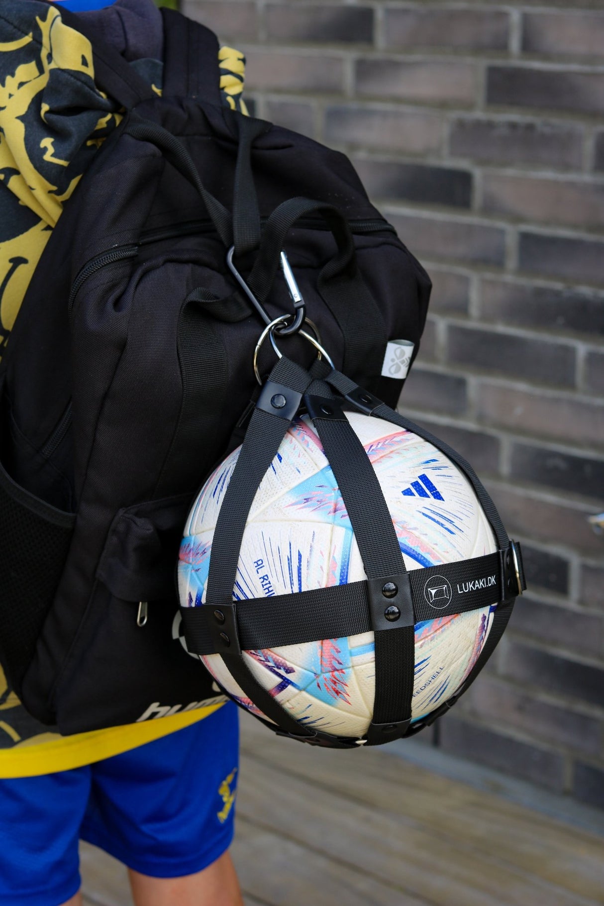 Boldholder / boldnet til rygsæk - Lukaki.dkBoldholder / boldnet til rygsæk - Lukaki.dk
