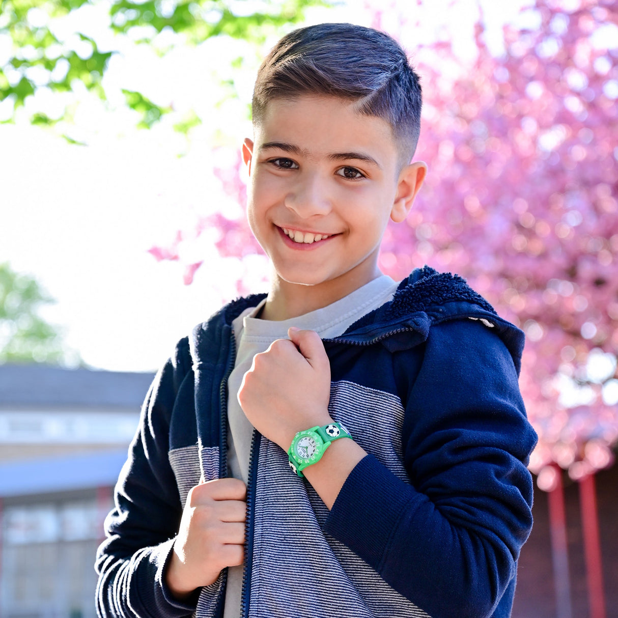 Børneur med fodboldmotiv – Grøn - Lukaki.dkBørneur med fodboldmotiv – Grøn