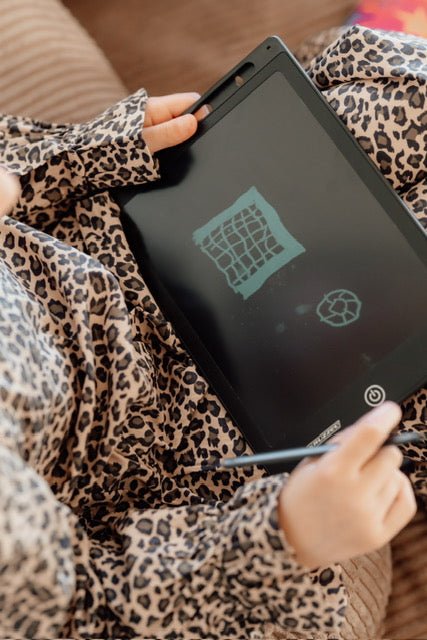 Tegnetablet / Digital tegneplade / Taktik tavle 10" (XL) - Lukaki.dkTegnetablet / Digital tegneplade / Taktik tavle 10" (XL)