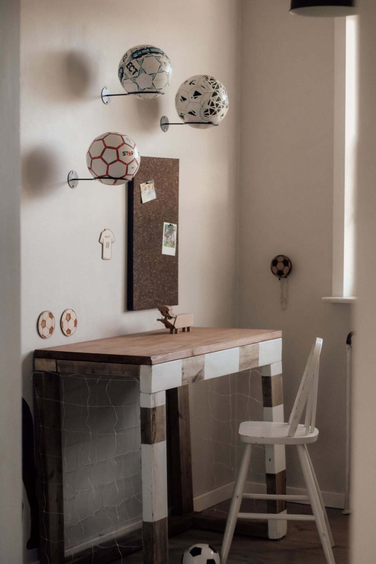 10 stk. Boldholder til væg - sort stål (Inkl. sorte skruer) - Lukaki.dk10 stk. Boldholder til væg - sort stål (Inkl. sorte skruer)