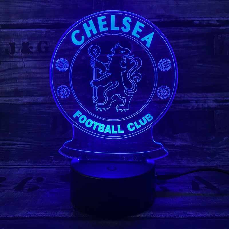 Chelsea 3D Fodbold lampe - Lyser i 7 farver - Lukaki.dkChelsea 3D Fodbold lampe - Lyser i 7 farver