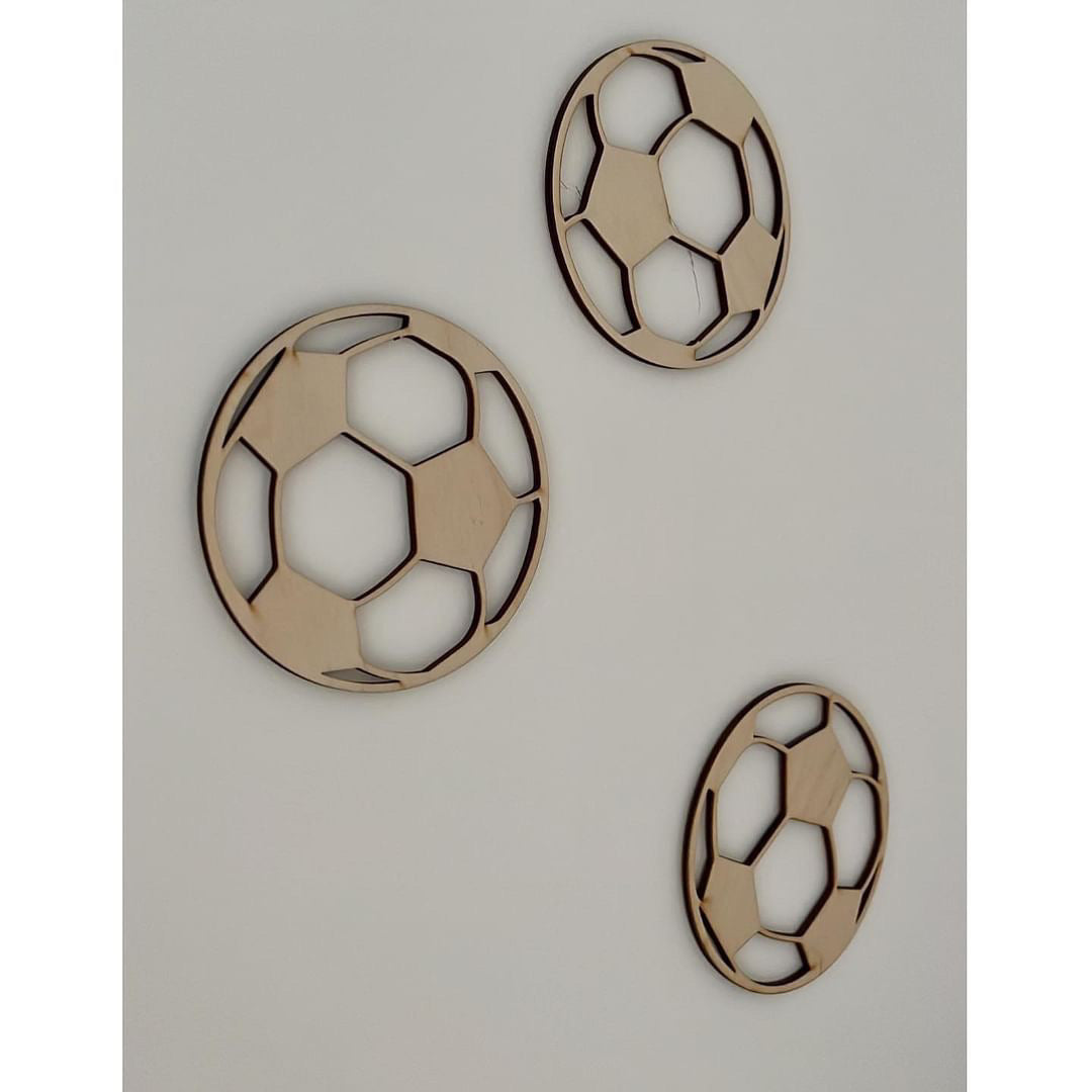 Fotboll i bambu för vägg/dörr, snidad