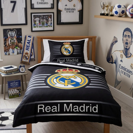 Real Madrid Sengetøj 140x200 – 100% bomuld & vendbart design - Lukaki.dk